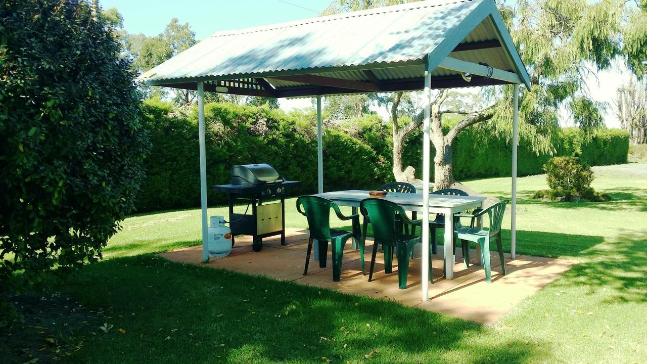 The Terang Motor Inn Esterno foto